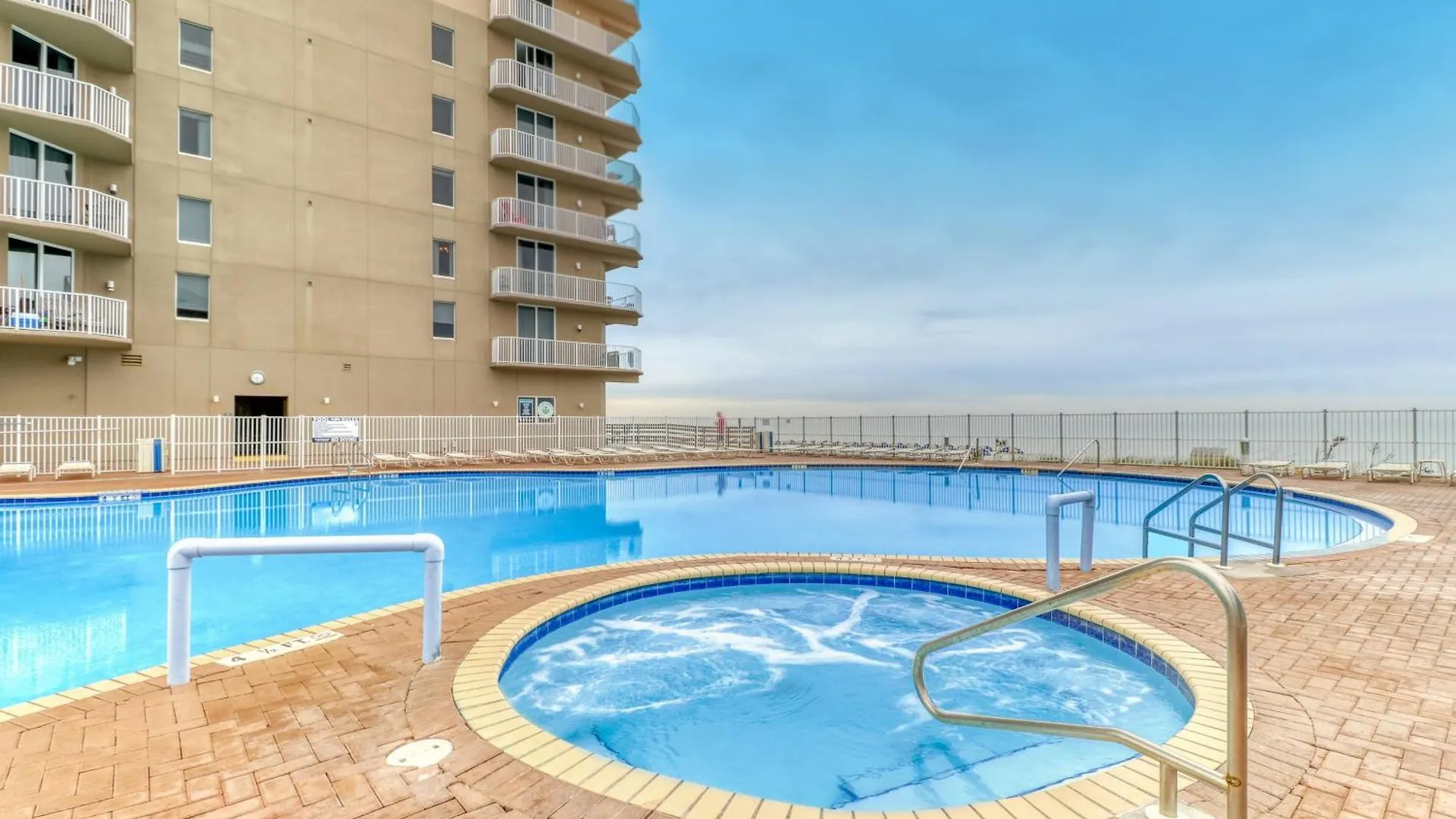 Tidewater Beach Resort 2206 Panama City Beach